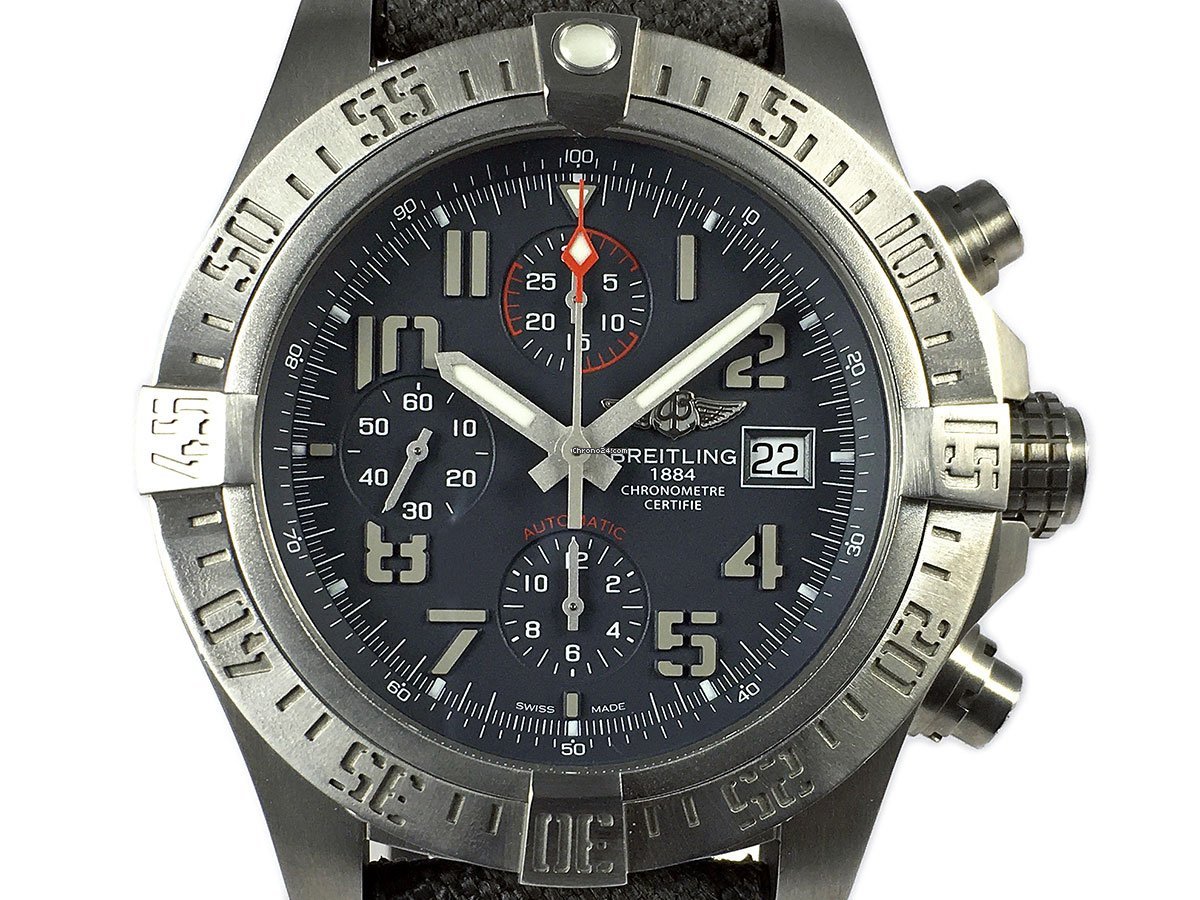 IMG_9081 Breitling Avenger Bandit Mens watch Unisex Automatic Titanium E1338310 M534 253S E20DSA.2 Replica 8