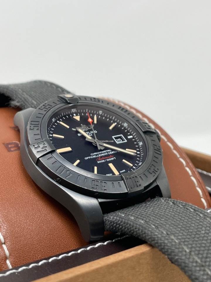 IMG_9081 Breitling Avenger Blackbird Mens watch Unisex Automatic Titanium V1731010 BD12 100W Replica 8