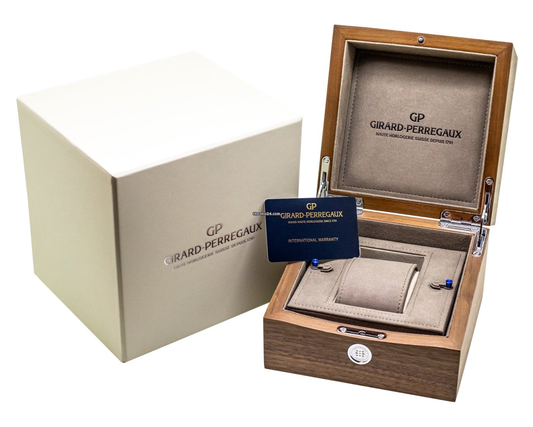 IMG_9081 Girard Perregaux Laureato Mens watch Unisex Automatic Steel 81040-11-431-11A Replica 8