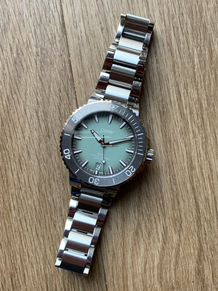Oris Aquis Date Mens watch Unisex Automatic Steel 01 733 7732 4137-07 8 21 05PEB Replica 8