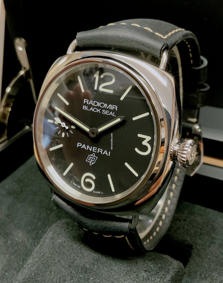 IMG_9081 Panerai Radiomir Black Seal Mens watch Unisex Manual winding Steel PAM 00754 Replica 8