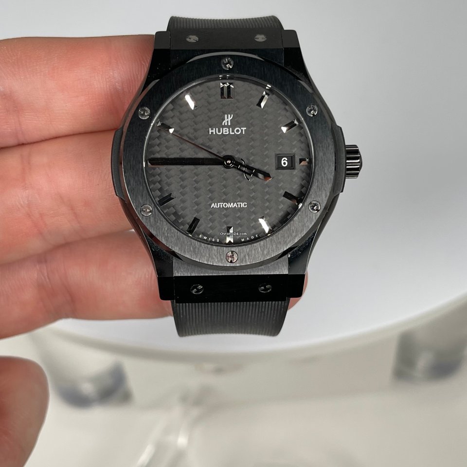 Hublot Classic Fusion 45, 42, 38, 33 mm Mens watch Unisex Automatic Ceramic 542.CM.1771.RX Replica 8