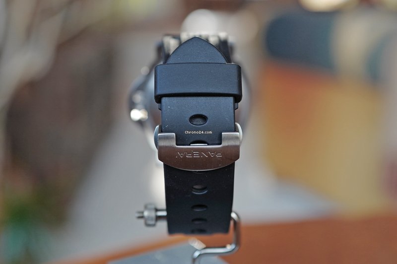 Panerai Luminor Submersible Automatic Titanium PAM 25 Replica 8