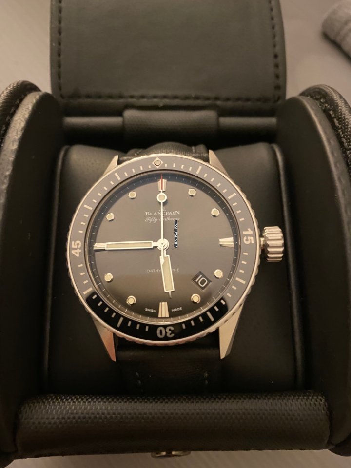 IMG_9081 Blancpain Fifty Fathoms Bathyscaphe Mens watch Unisex Automatic 5000 1110 B52A Replica 8