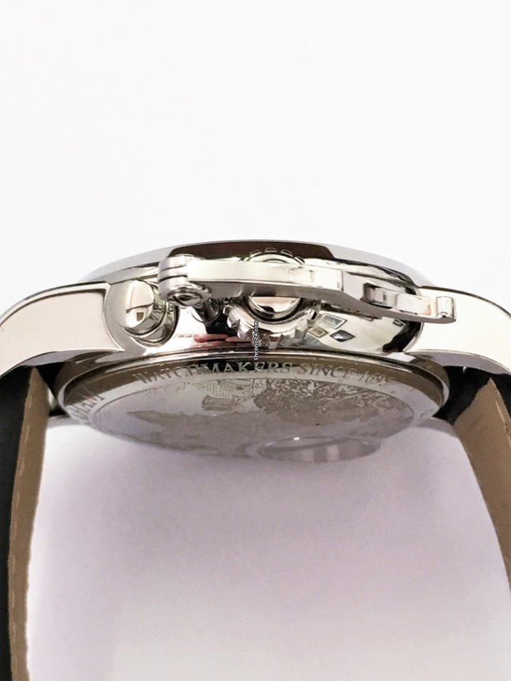 Graham Chronofighter 1695 Mens watch Unisex Automatic Steel 2CXAS.S02A Replica 8