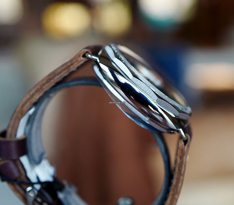Panerai Special Editions Manual winding PAM 685 Replica 8