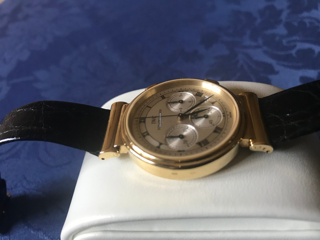 IMG_9081 IWC Mens watch Unisex Quartz Yellow gold IW3739 Replica 8