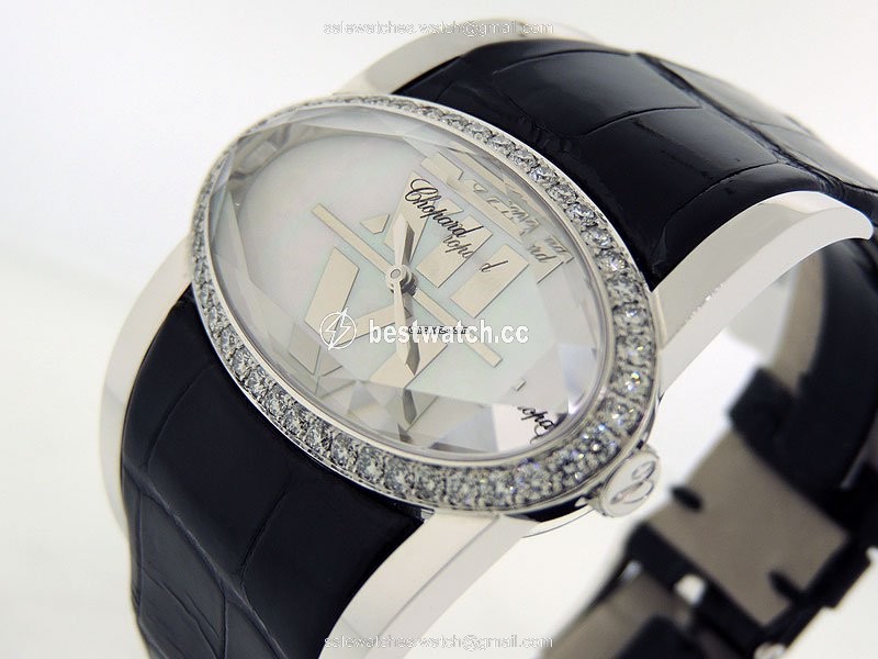 Chopard Happy Diamonds Womens watch Quartz White gold 134578