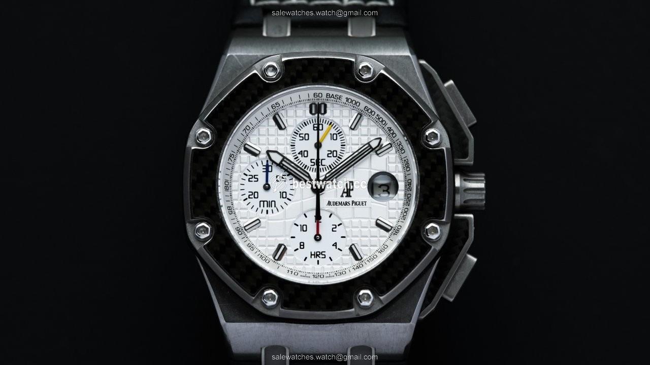 Audemars Piguet Royal Oak Offshore Chronograph Mens watch Unisex Automatic Titanium 26030IO.OO.D001IN.01