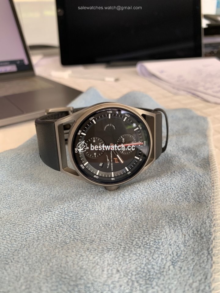 Porsche Design Mens watch Unisex Automatic Titanium 6020.1..01.004