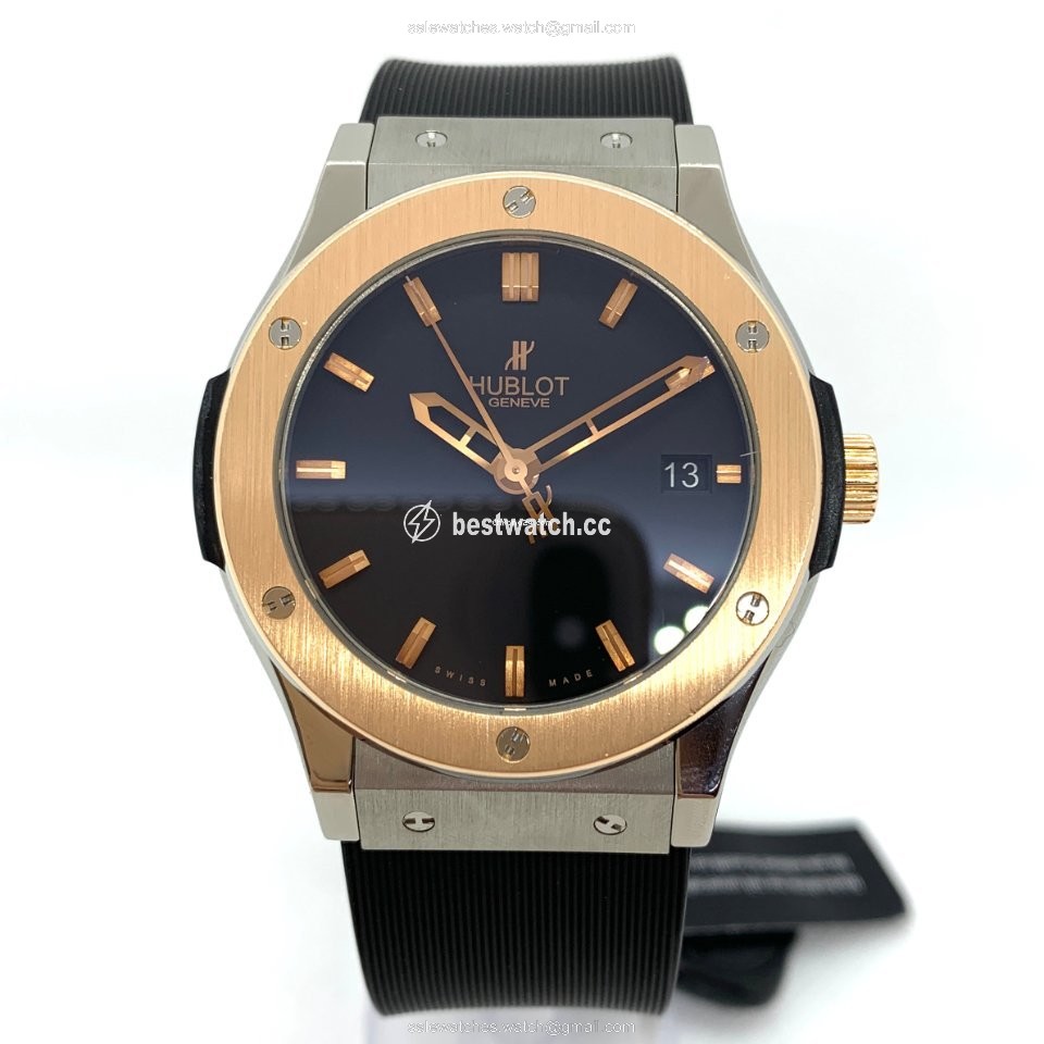 Hublot Classic Fusion 45, 42, 38, 33 mm Mens watch Unisex Automatic Titanium 511.NO.1180.RX