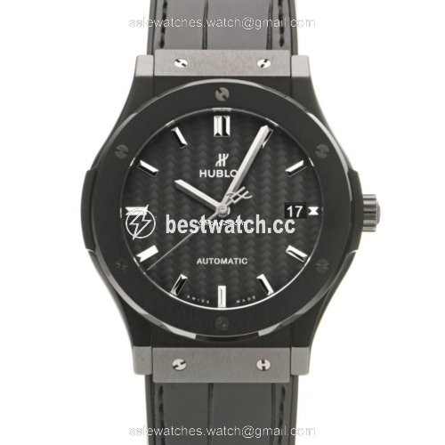 Hublot Classic Fusion 45, 42, 38, 33 mm Automatic Ceramic 511.CM.1771.LR