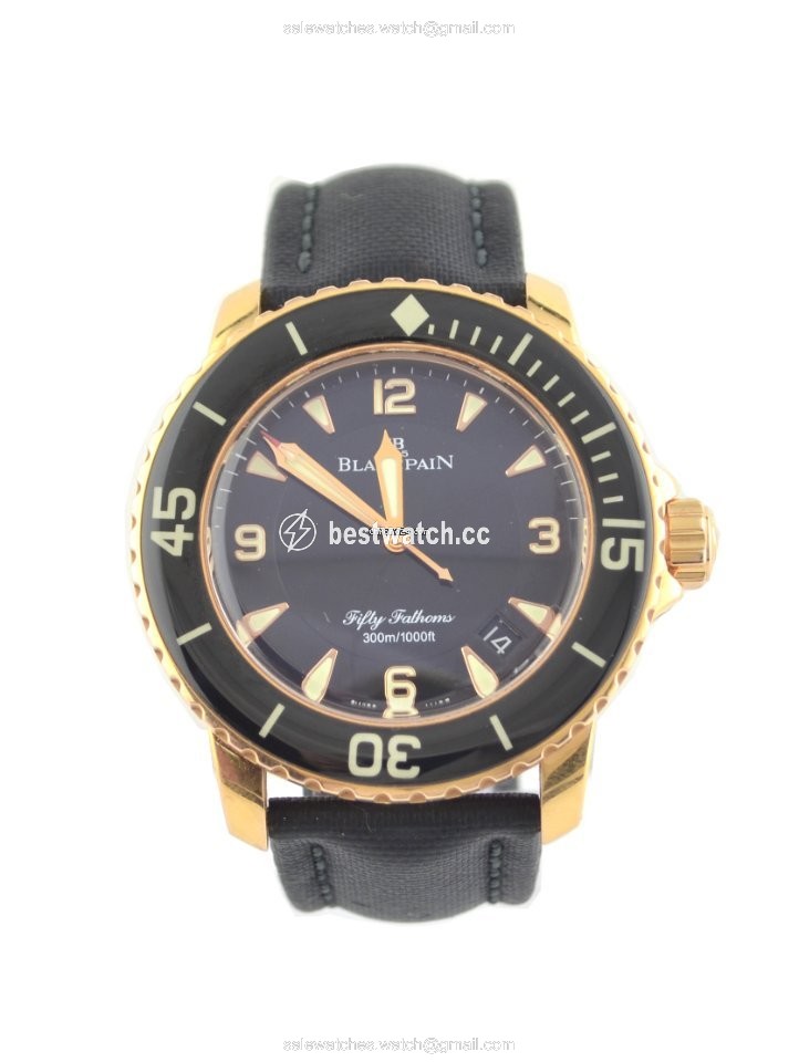 Blancpain Fifty Fathoms Mens watch Unisex Automatic Rose gold 5015-3630-52