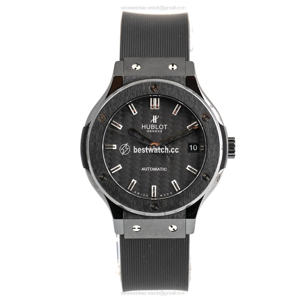 Hublot Classic Fusion 45, 42, 38, 33 mm Womens watch Automatic Ceramic 565.CM.1770.RX