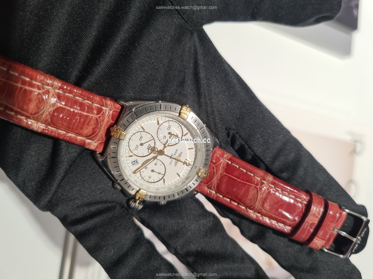 Breitling Mens watch Unisex Quartz Gold Steel B55045