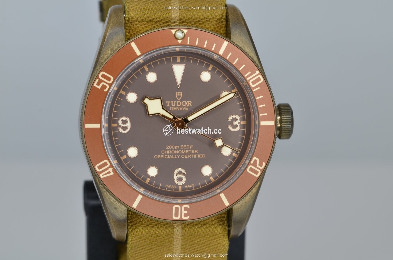 Tudor Black Bay Bronze Mens watch Unisex Automatic Bronze 79250BM