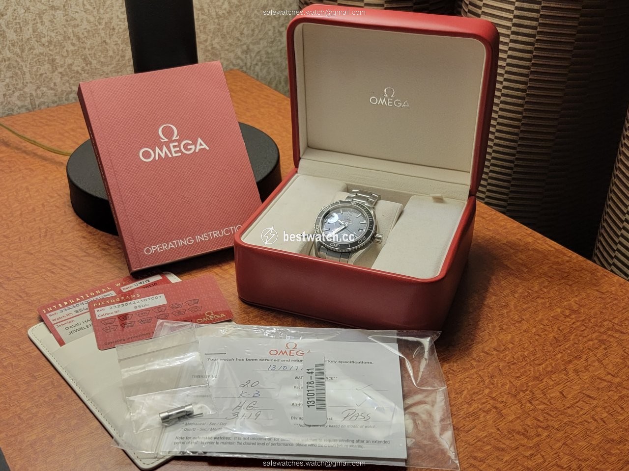 Omega Seamaster Planet Ocean Mens watch Unisex Automatic Steel 232.30.42.21.01.001