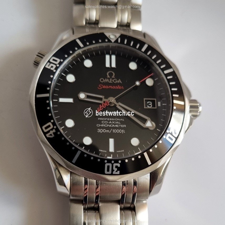 Omega Seamaster Diver 300 M Mens watch Unisex Automatic Steel 212.30.41.20.01.001