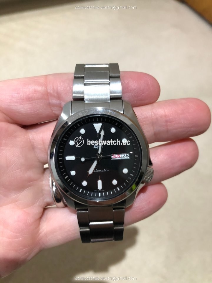 Seiko 5 Sports Mens watch Unisex Automatic Steel SRPE55K1