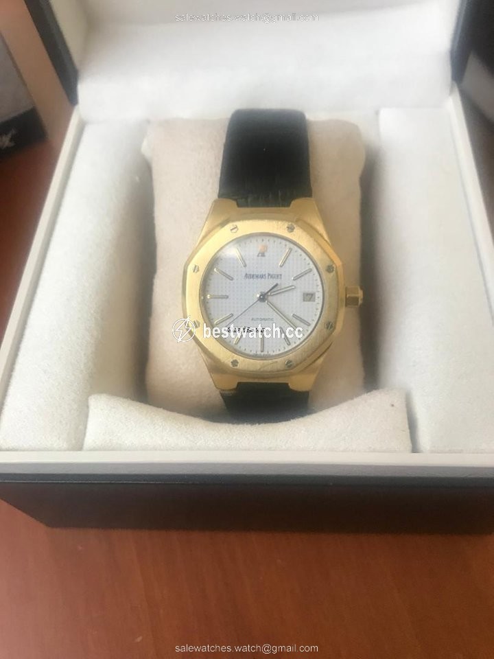 Audemars Piguet Royal Oak Mens watch Unisex Automatic Yellow gold 0-27637