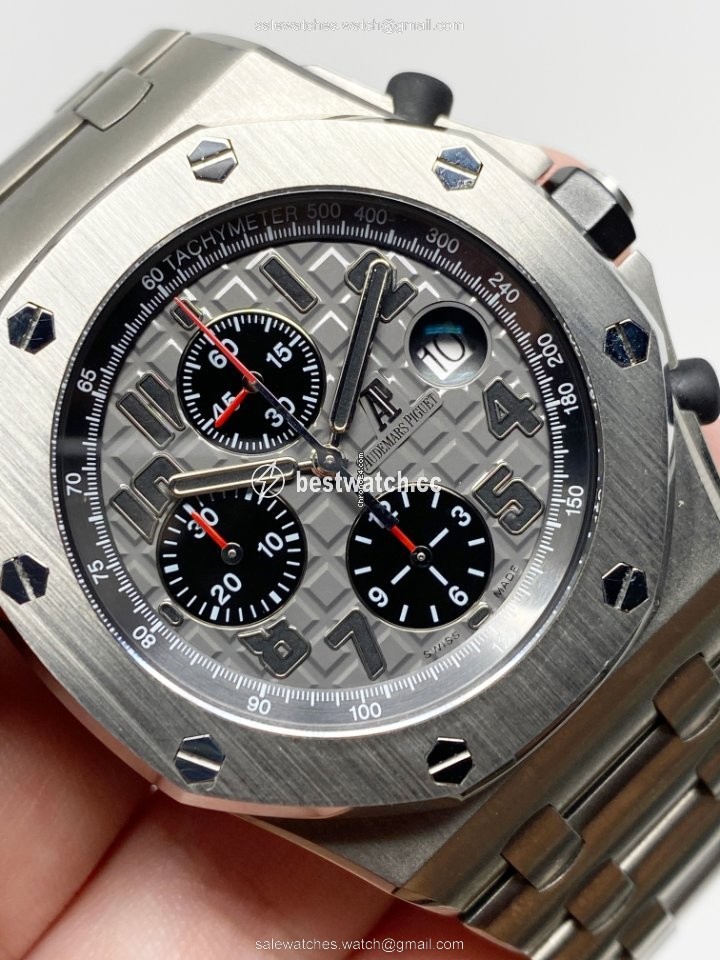 Audemars Piguet Royal Oak Offshore Chronograph Mens watch Unisex Automatic Titanium 26170TI.OO.1000TI.01