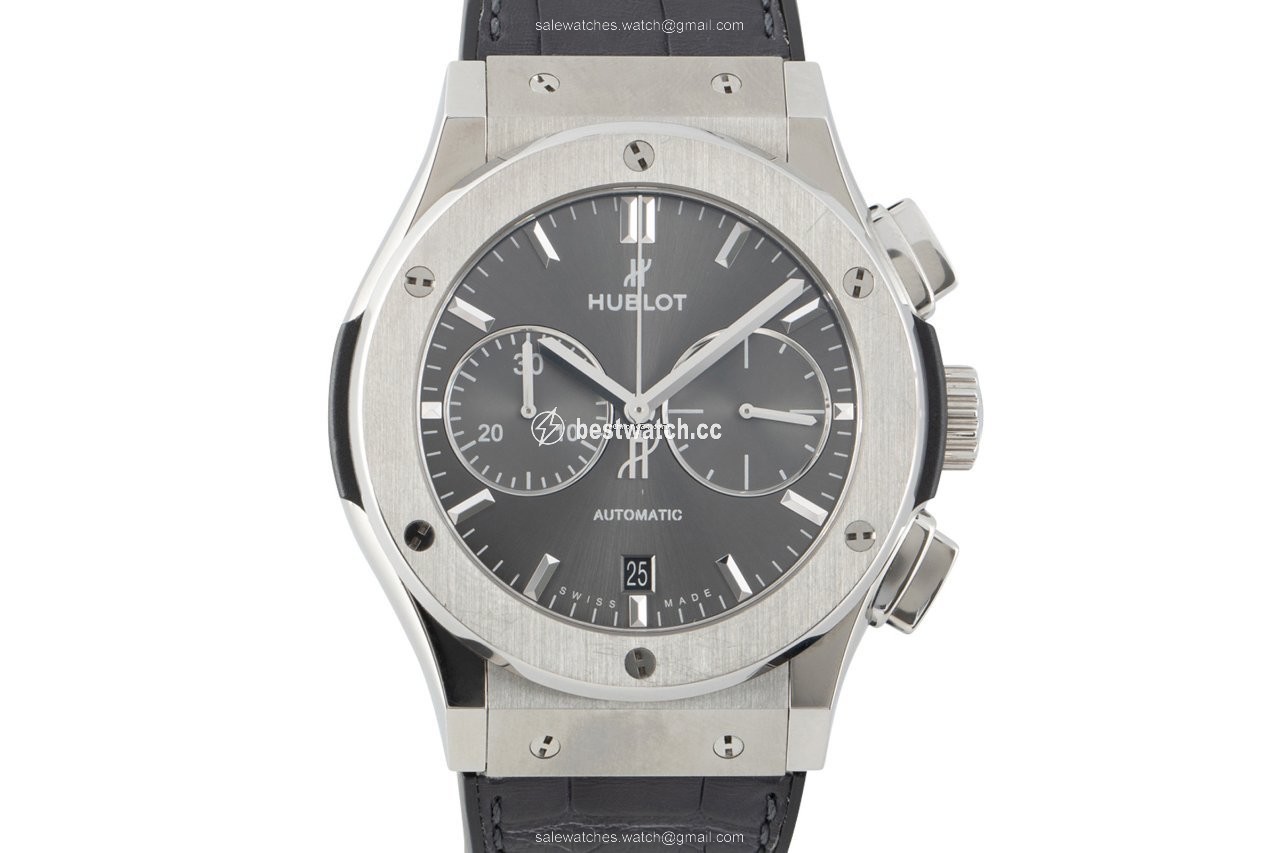 Hublot Classic Fusion Chronograph Mens watch Unisex Automatic Titanium 541.NX.7070.LR